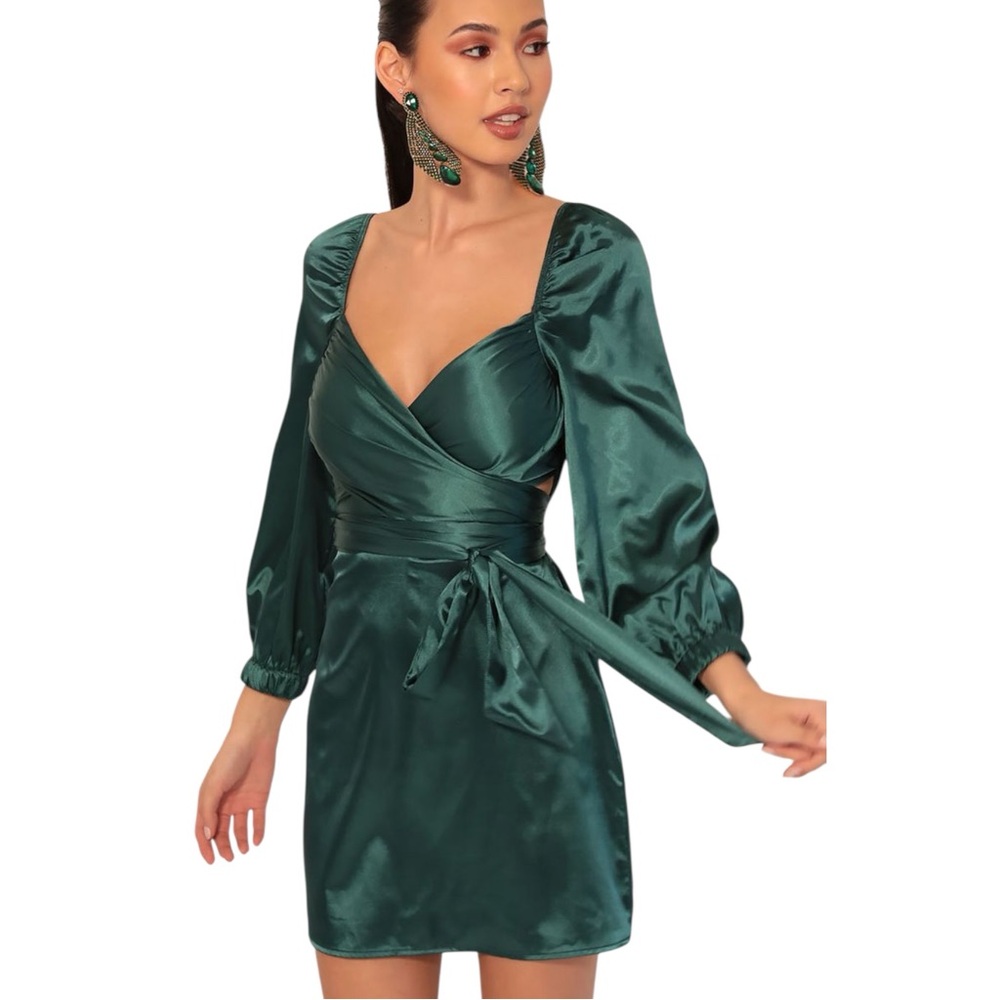 Lucy In The Sky Miley Puff Sleeve Wrap Dress In Hunter Green